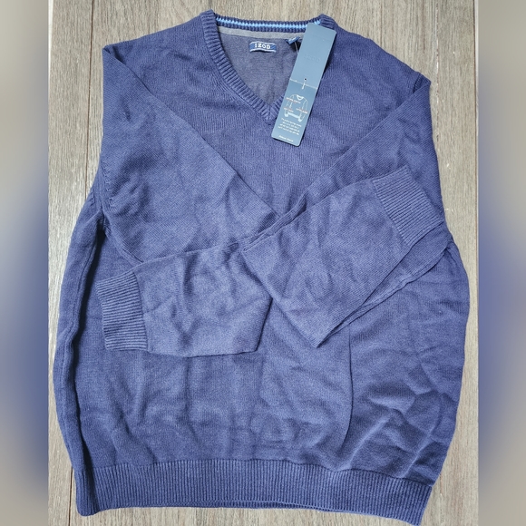 Mens Izod V-Neck Sweater - Picture 3 of 7